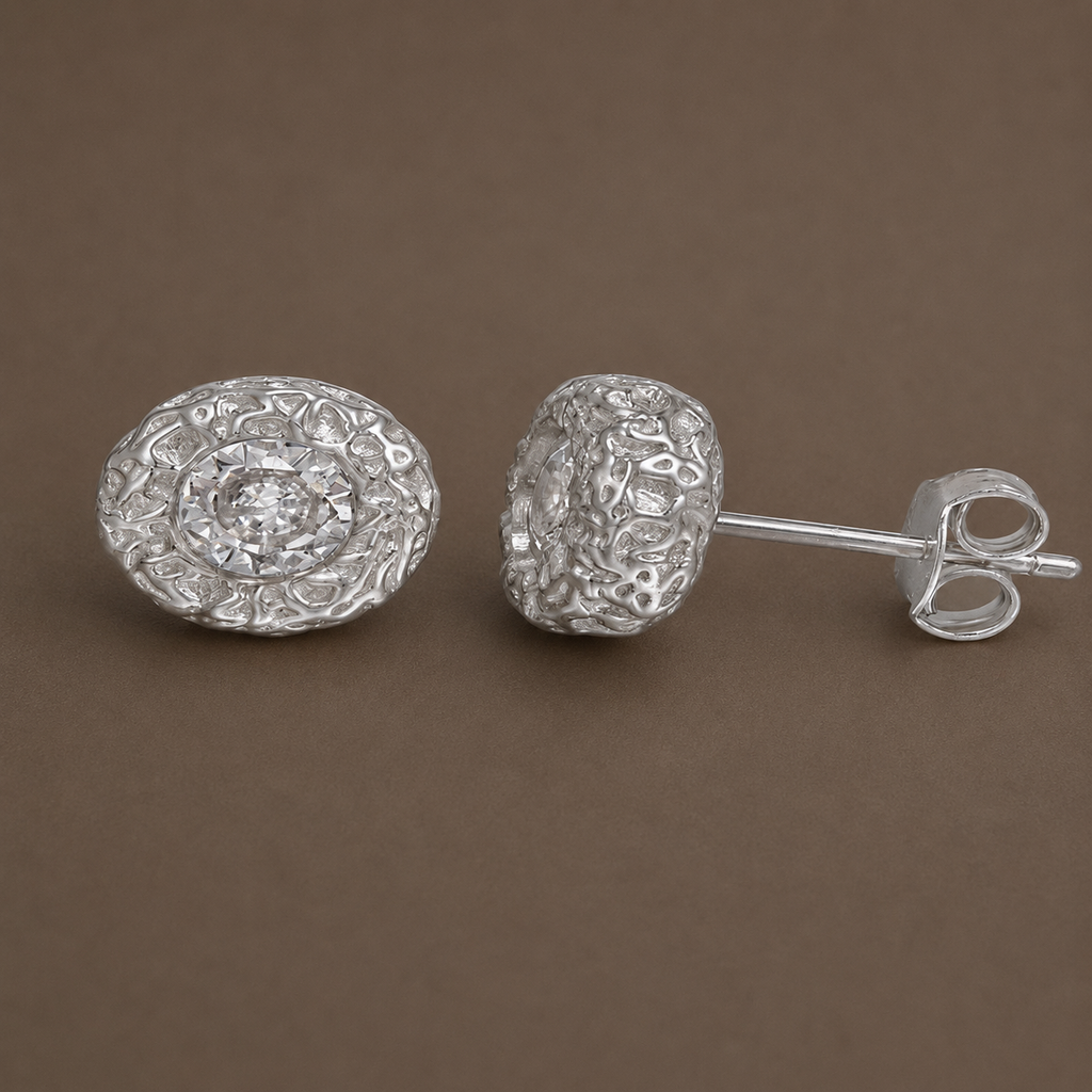 Flovrez - Diamond Stud Earrings