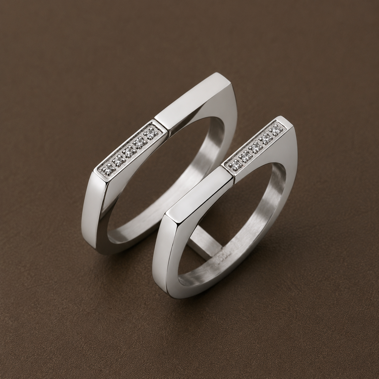 Flovrez Noir Ring